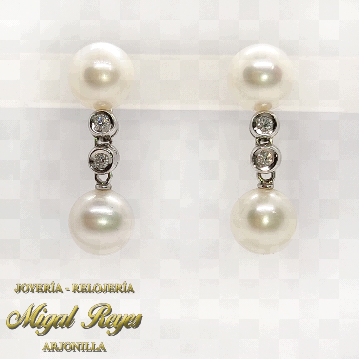 PENDIENTES LARGOS PERLAS